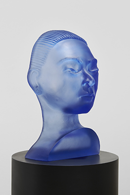 Frauenkopf, halb,  Nr. e.a.