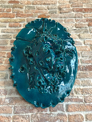 Weinender Held